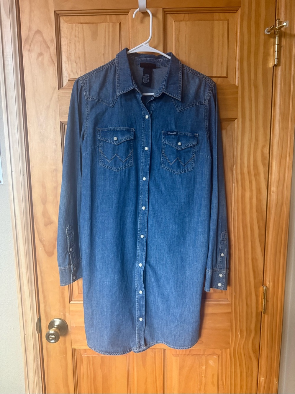 Wrangler Retro Medium Wash Denim Pearl Snap Shirt Dress with Long Sleeves